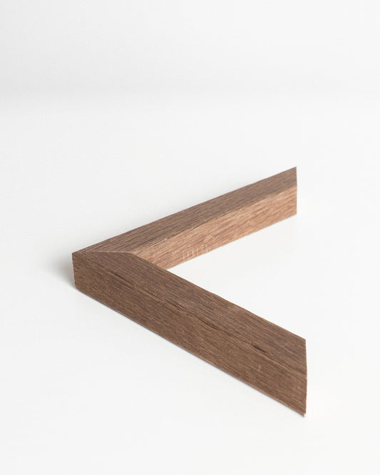 Sample: Helsinki (20x20mm), Brown Oak - Veneer
