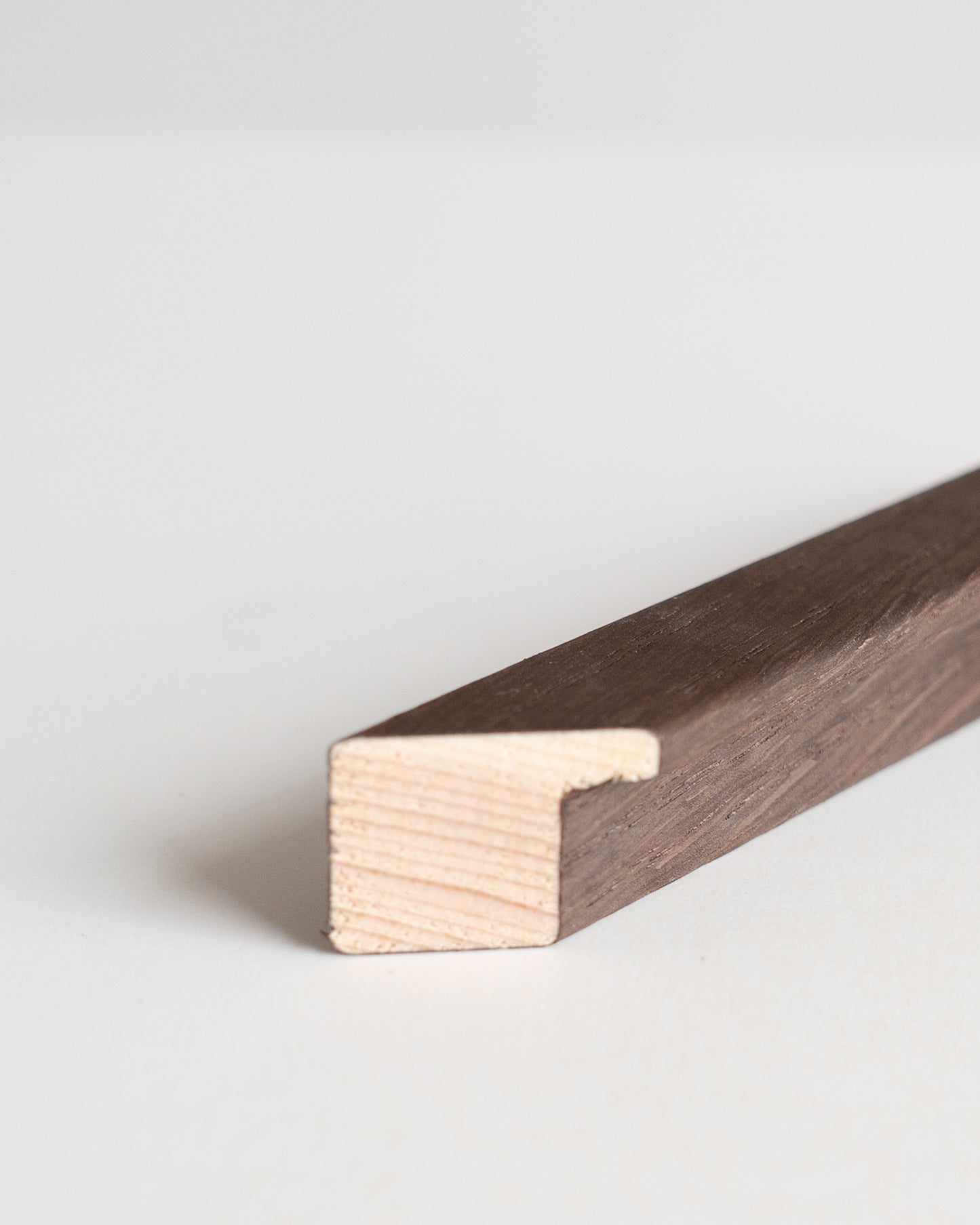 Helsinki (20x20mm), Dark Brown Oak - Veneer