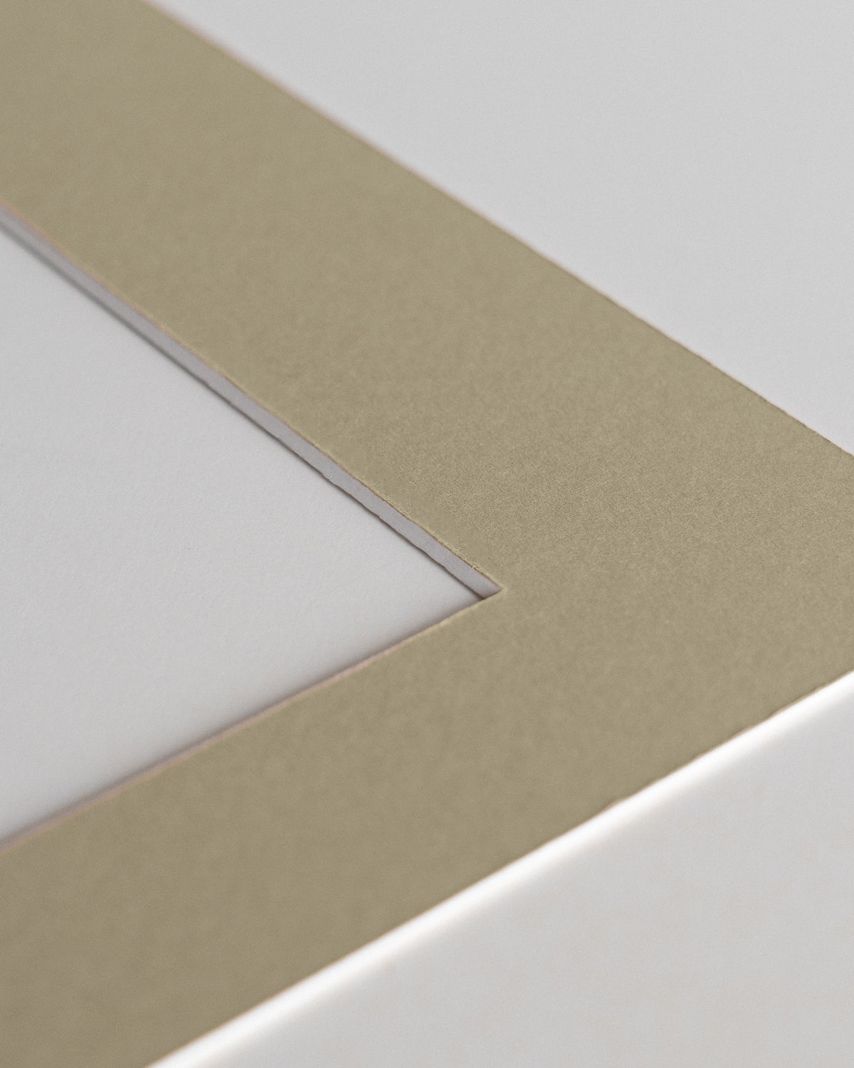 Mount Beige (White Core)